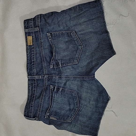 Paige denim Jimmy Jimmy shorts 28 - Picture 2 of 4